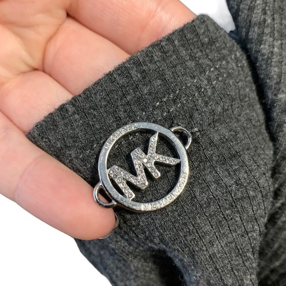 Michael KORS BOAT NECK LONG FLOUNCE SLEEVES GREY TOP SOZE XS - Picture 3 of 8